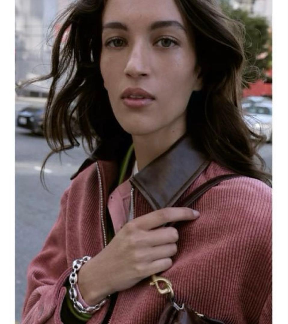 タグ付き新品☆ZARAのコーデュロイフェイクレザー襟ジャケット☆XS