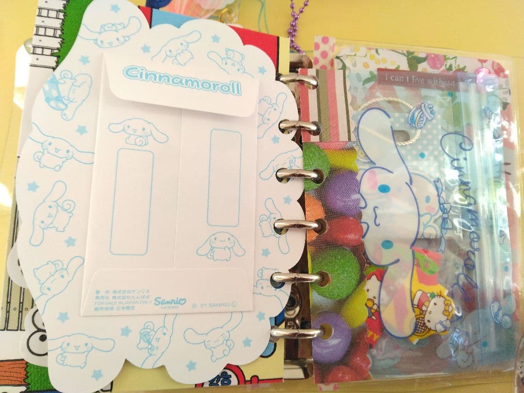 おすそ分けファイル シナモンロール サンリオ A7 バインダー メモ