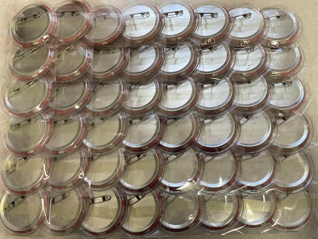 すとぷり 莉犬くん 缶バッジ 231点＋痛バ付き 即購入、バラ売り可