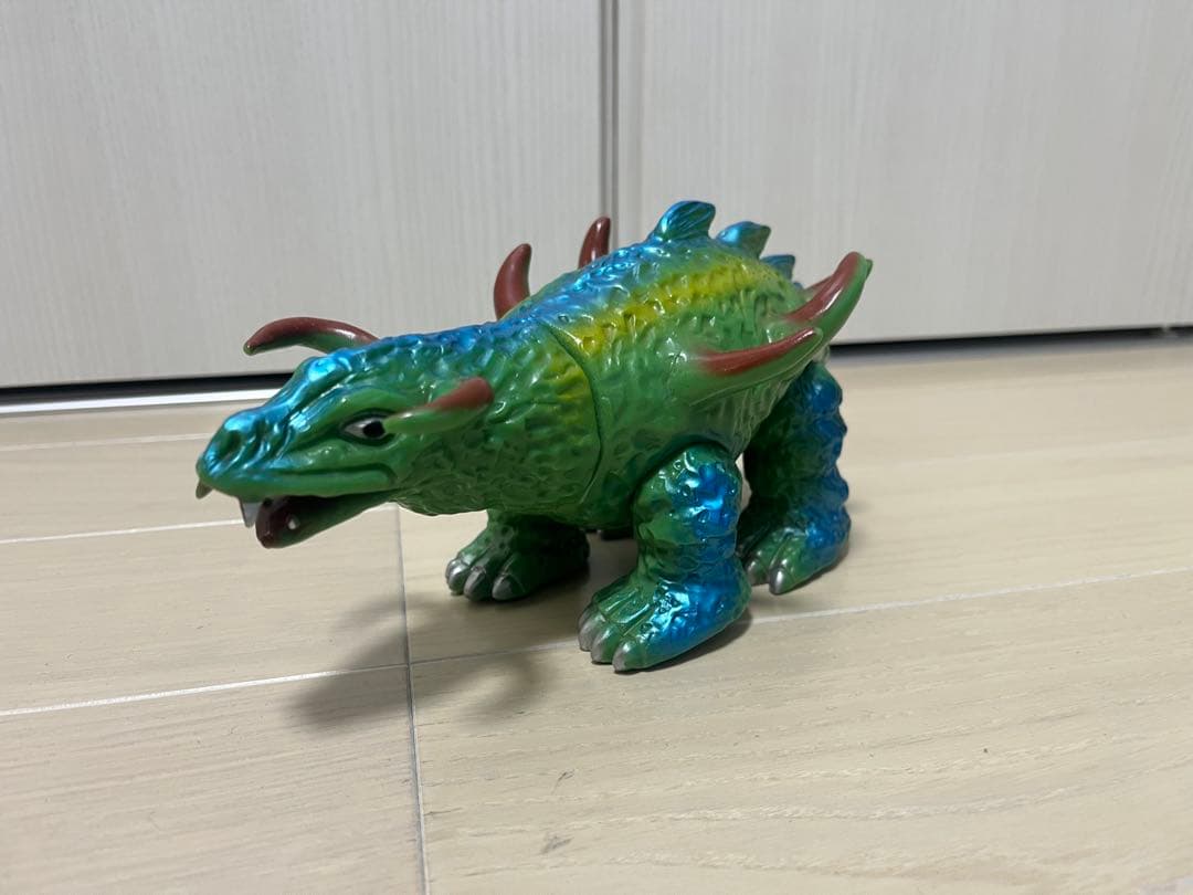 マグネドン 帰ってきたウルトラマン 怪獣 ブルマァク復刻 ソフビ マルサン
