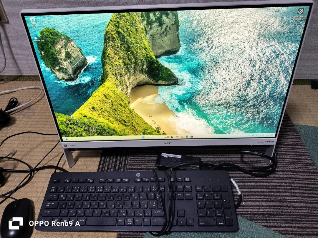 PC-DA350G/Win11/8GB/IPS液晶/SSD/一体型 Amazon.co.jp: NEC PC-DA350GAW LAVIE Desk All-in-one : パソコン