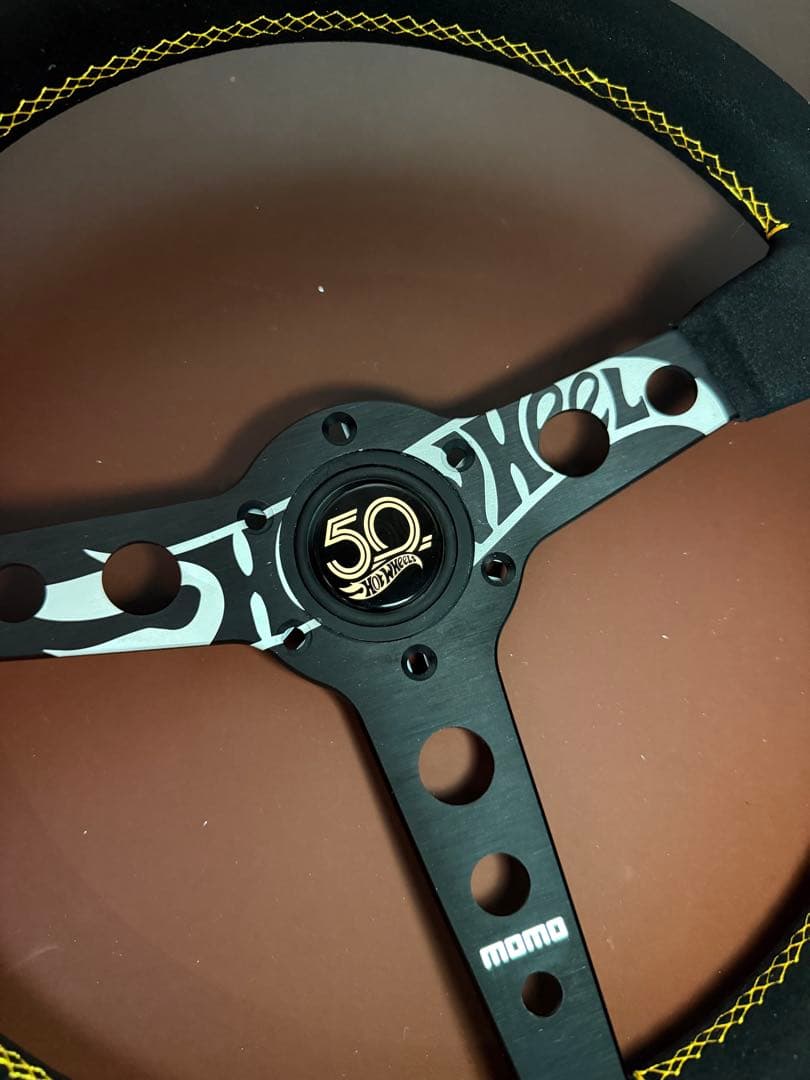 MOMO ステアリング ホットウィール50周年 記念モデル 14インチ