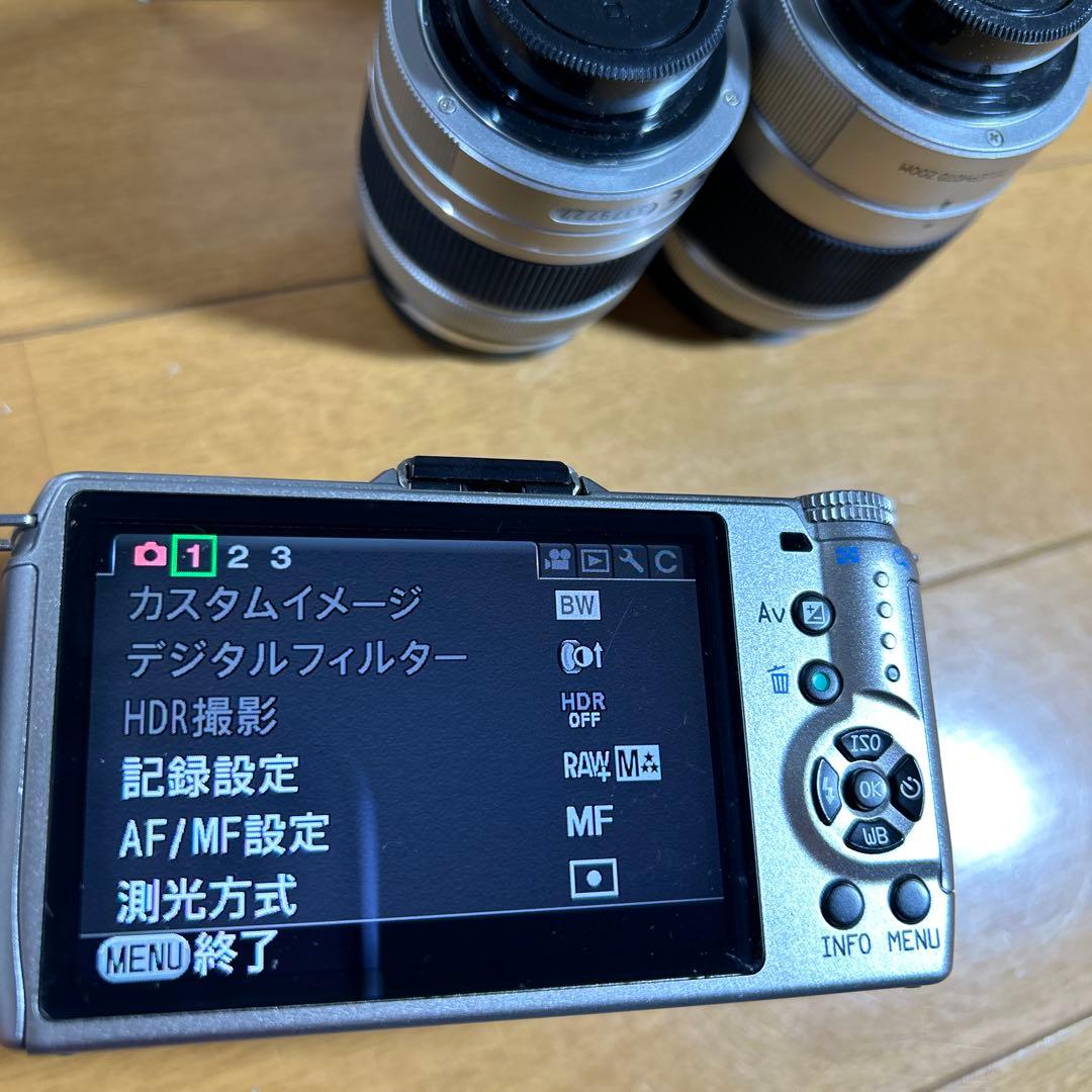 PENTAX Q7【中古品】充電器バッテリーデジタル一眼レフ レンズ3本付き
