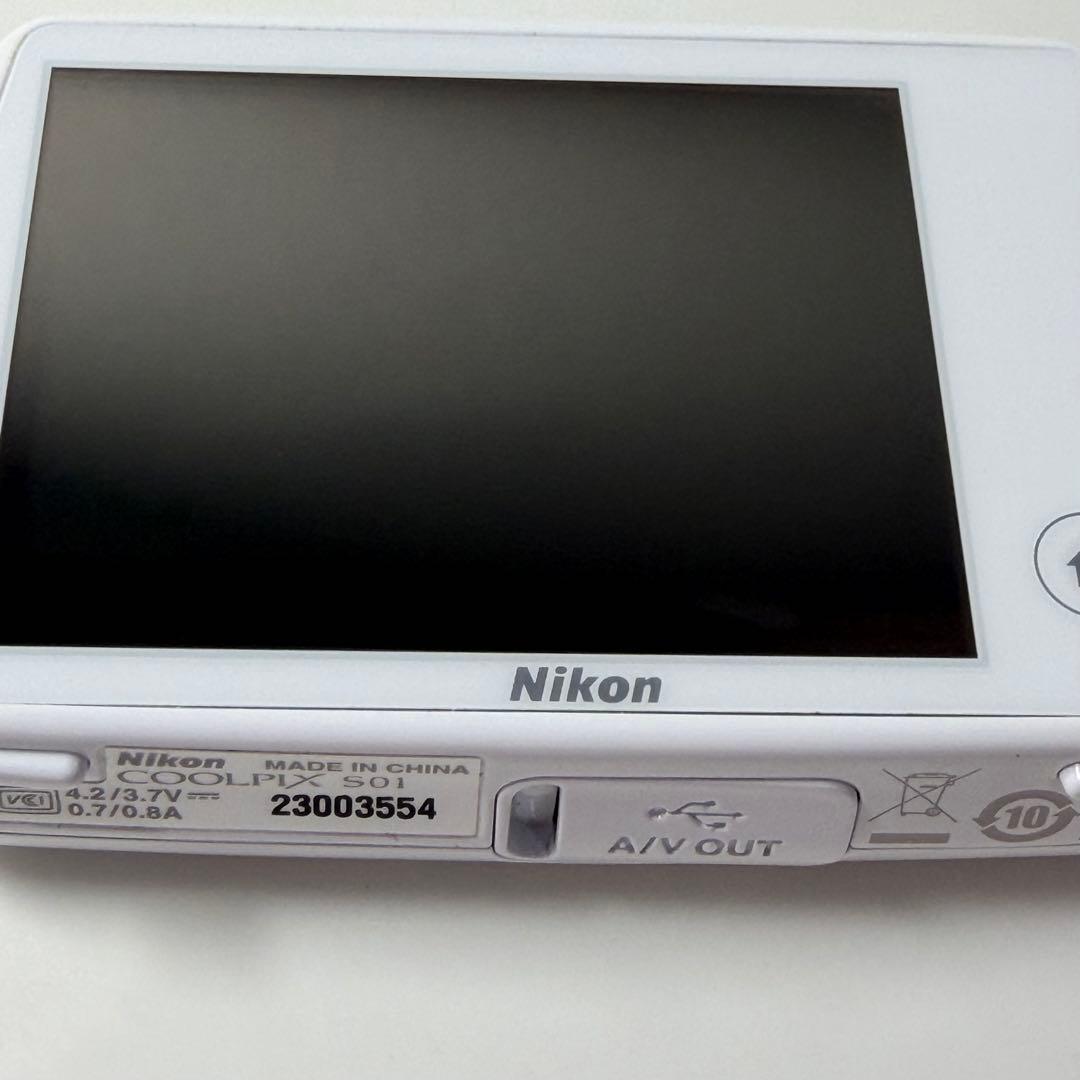 Nikon COOLPIX S01 ホワイト - メルカリ
