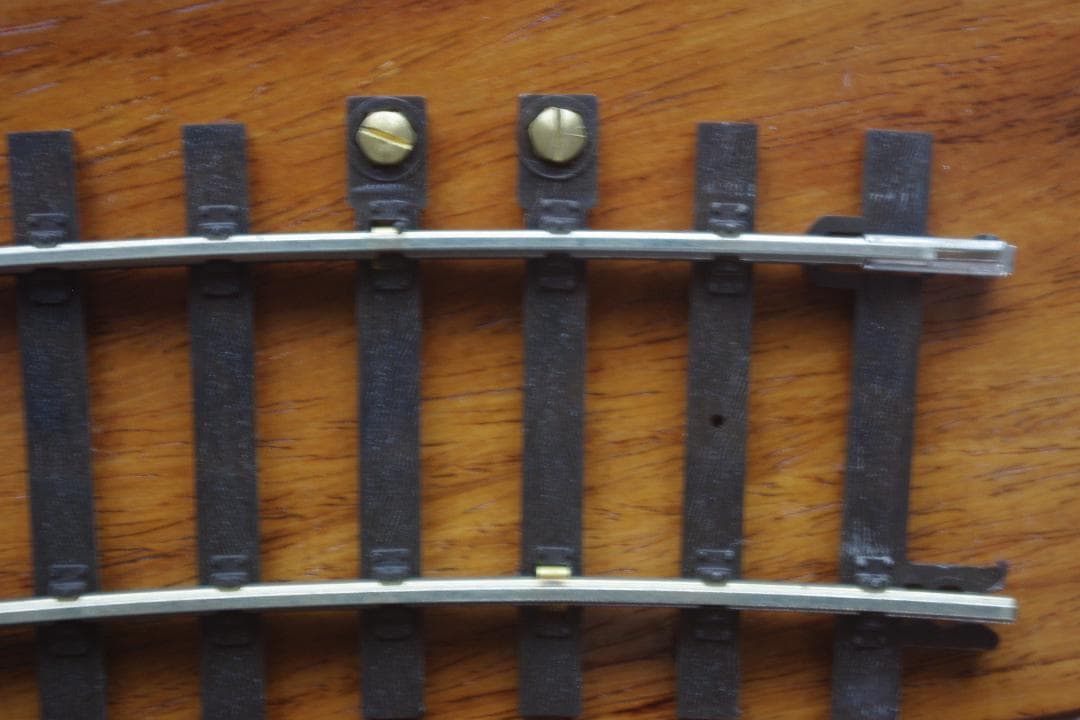 リバロッシ　Oゲージ　2線式レール　1.2m　オーバル　【ターミナル端子付き】