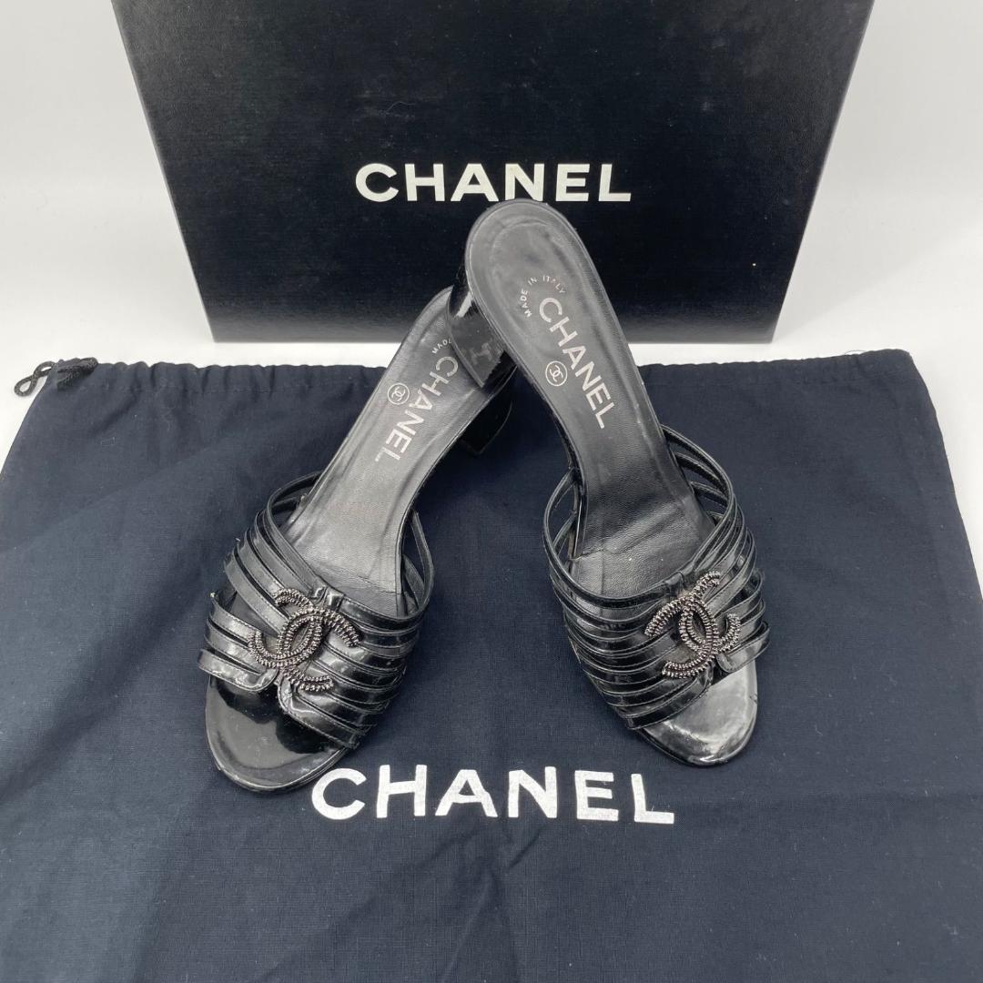 良品✨シャネル ココマーク ミュールサンダル スエード レザー 黒 ブラック 2024年 新作 CHANEL シャネル ミュール サンダル カメリア ココマーク