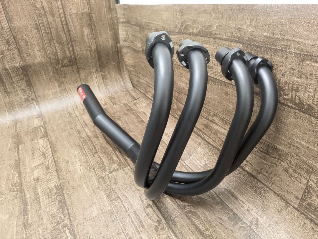 CB400F/350F ショート管マフラー黒 ステッカー付き送 料込み - メルカリ