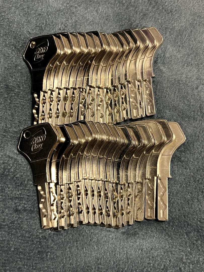 パチスロ　スロット用　台鍵　ZEROキー　ゼロキー 30本 パチスロ スロット用 台鍵 ZEROキー ゼロキー - メルカリ