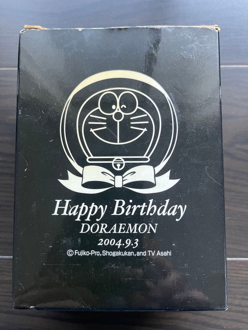 ドラえもん スワロフスキークリスタル置物 希少物 - メルカリ