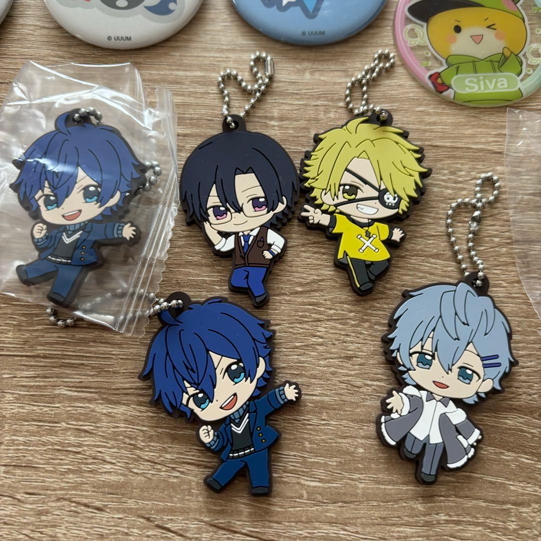 カラフルピーチグッズ からぴち まとめ売り 缶バッジ キーホルダー 等