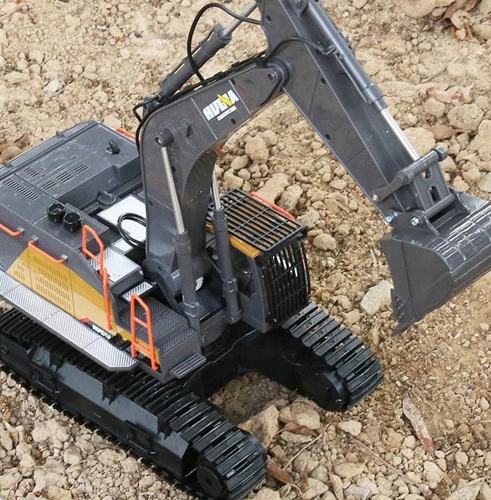 1/14サイズ 22CH パワーショベルラジコン メタルバケット本格