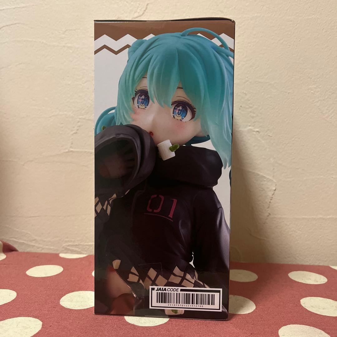 初音ミク Fashionフィギュア Outdoor - メルカリ