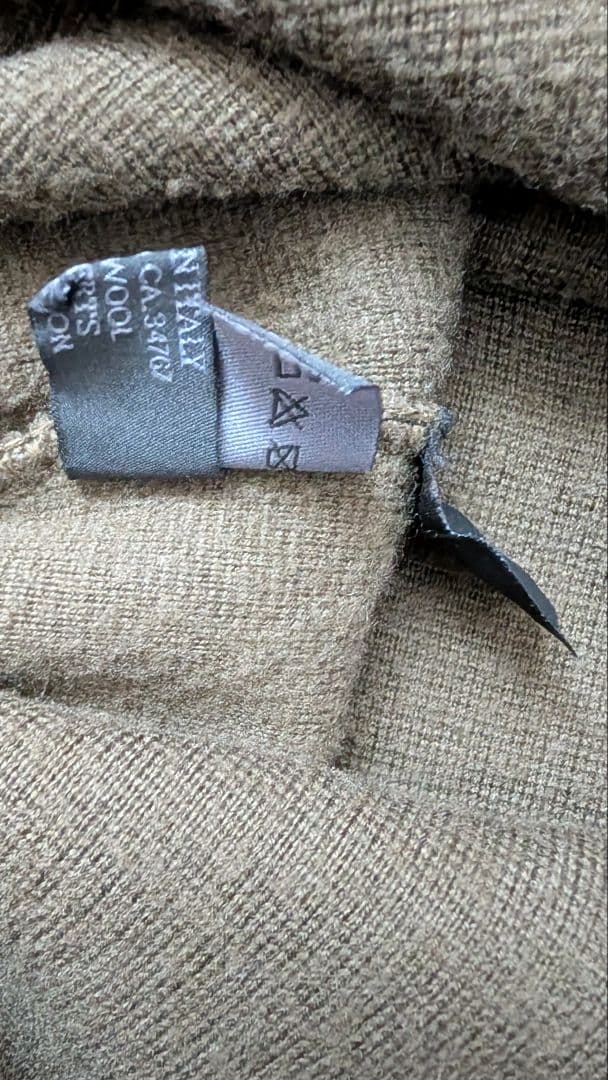 プラダスポーツ オリーブグリーン タートルネックニット ダメージ有り 48