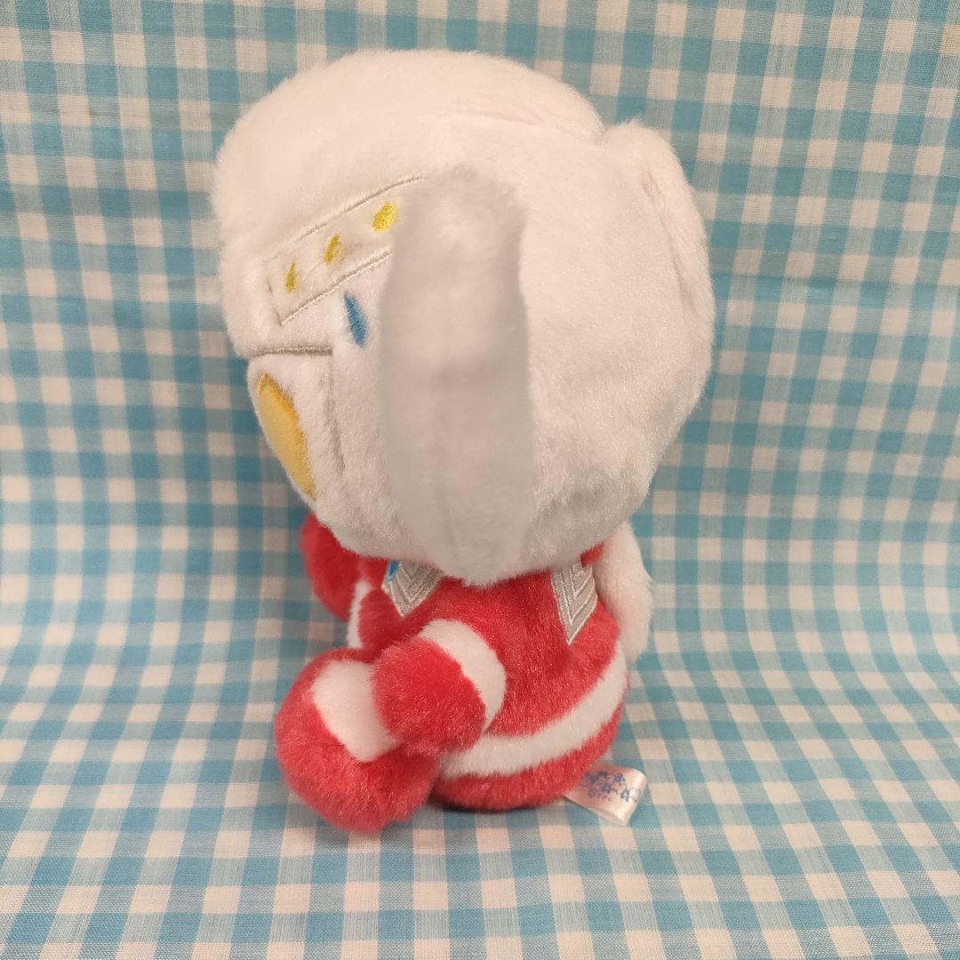 ウルトラマンタロウ ふわふわお座りぬいぐるみ - メルカリ