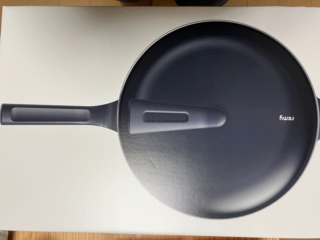 新品 未開封 レミパン ワイド ネイビー 28センチ