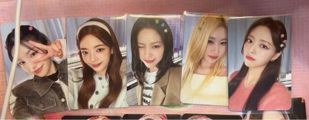 itzy GOLD makestar ヨントン 限定 特典 ヘアアクセ 5枚 ITZY ヨントン トレカ 5枚セット GOLD makestar - メルカリ