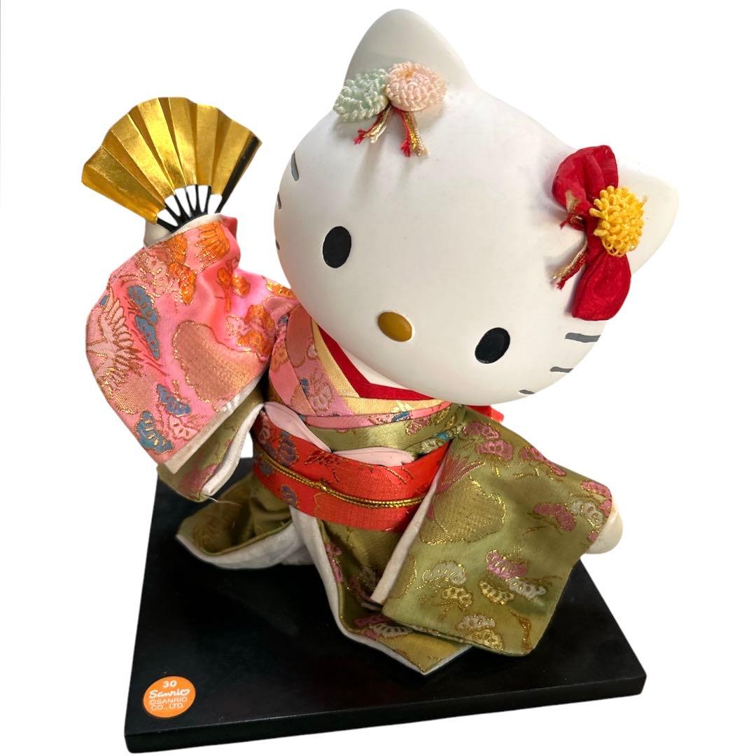 ハローキティ 着物 振袖 ふりそで 晴れ着 フィギュア 和服 日本人形