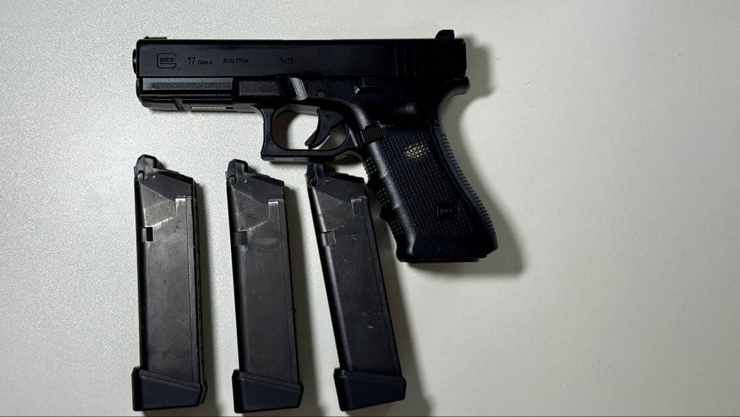 【東京マルイ】GLOCK 17 Gen 4 9x19 ハンドガン マガジン3本付 楽天市場】☆東京マルイ 3本お得セット グロック17 スペアマガジン