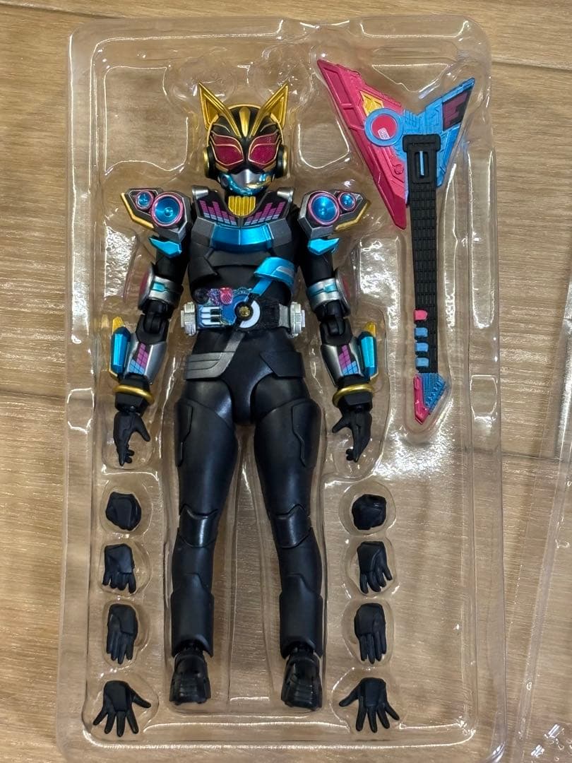 【ただのジョジョラーさん専用】S.H.Figuarts 仮面ライダーナーゴ