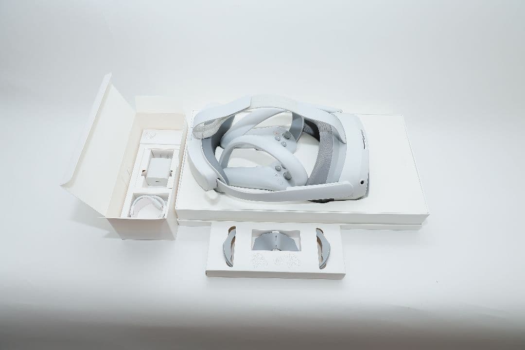 美品 PICO 4 -128G 完全ワイヤレス オールインワン VRヘッドセット