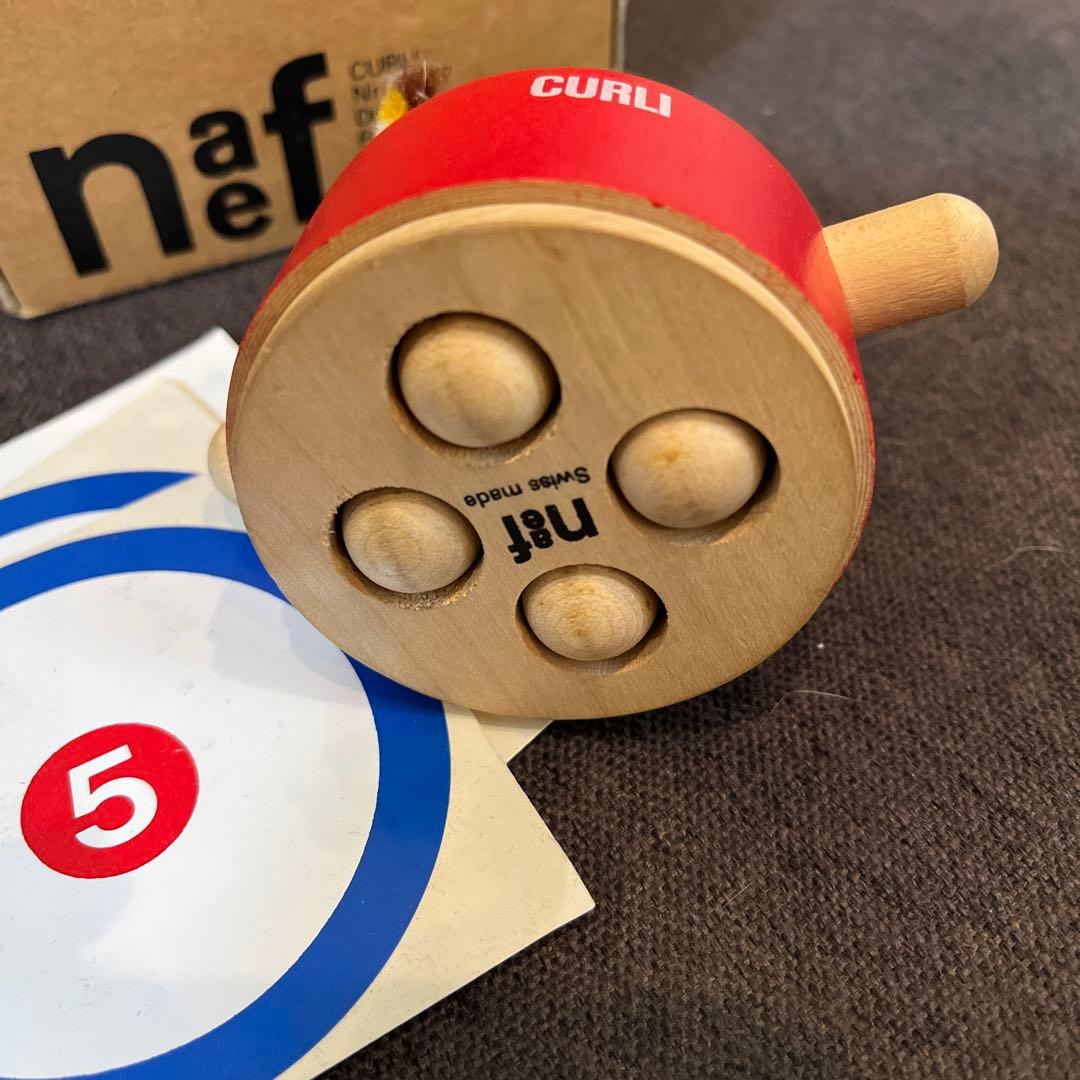 廃番 ネフ社 クルリィ naef CURLI CURLI 木製おもちゃ 赤 - メルカリ