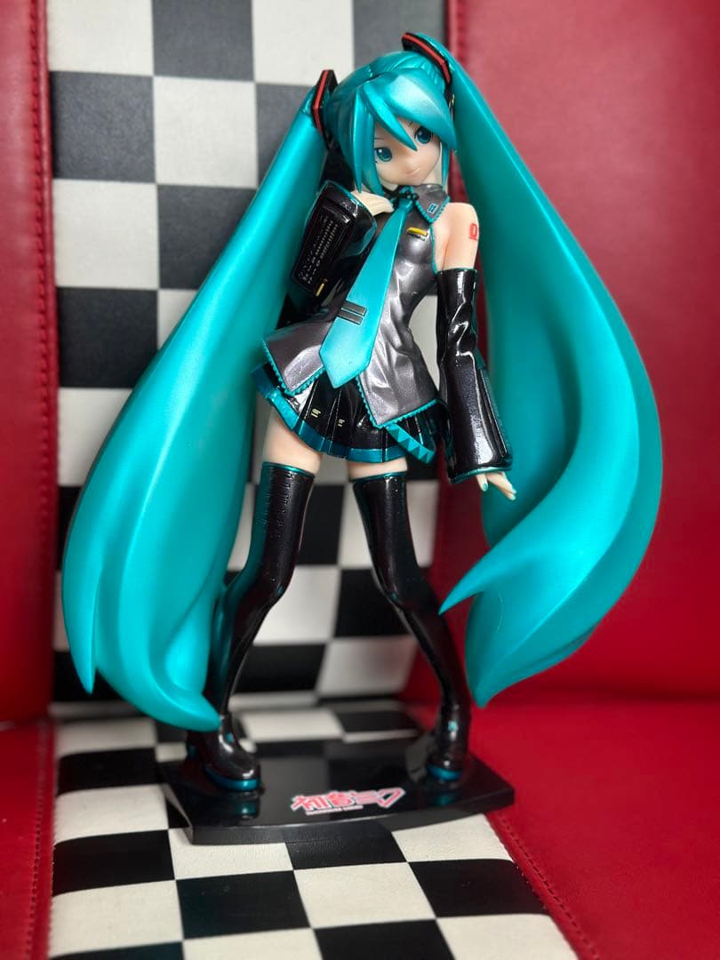 初音ミク　フィギュア　初期　通常衣装　レア　Hatsune Miku 初音ミク フィギュア 初期 通常衣装 レア Hatsune Miku - メルカリ