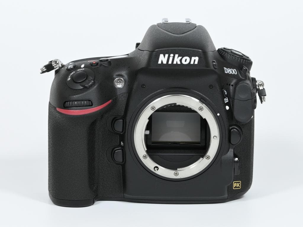 【ほぼ新品】 ニコン　Nikon D800 ボディ 《ショット数177》
