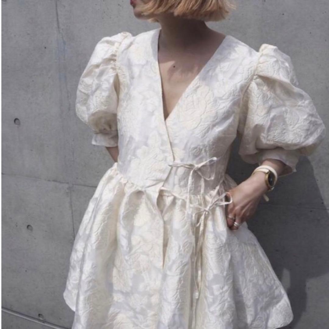 DREAM sister jane】ジャガード花柄ラップミニワンピース