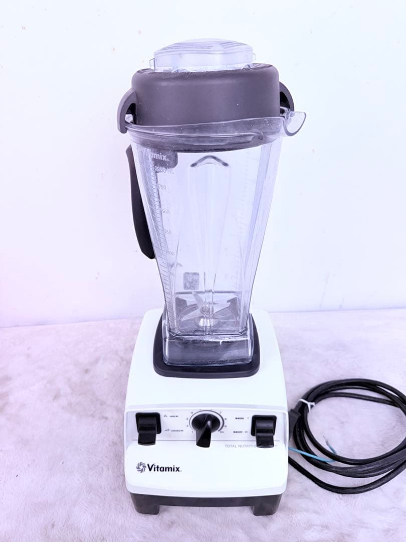 完動品 ♪Vitamix バイタミックス TNC5200米国製 高性能ブレンダー
