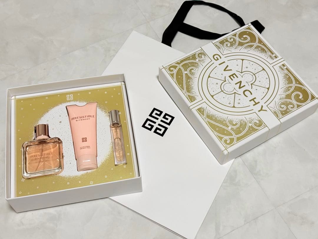 【2/7迄限定】ジバンシィ ランテルディ コフレセット（香水・ボディミルク） ランテルディ バス&ボディ コフレ / ジバンシイ(その他キット・セット