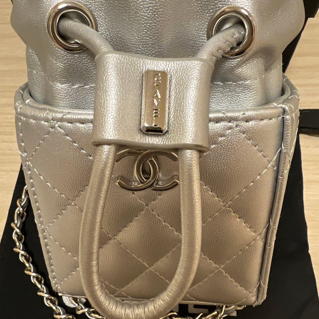 CHANEL ノベルティ キルティングチェーンショルダー巾着タイプ - メルカリ