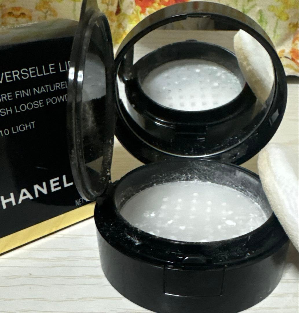 CHANEL プードゥル ユニヴェルセル リーブル オン ザ ゴー 10ライト