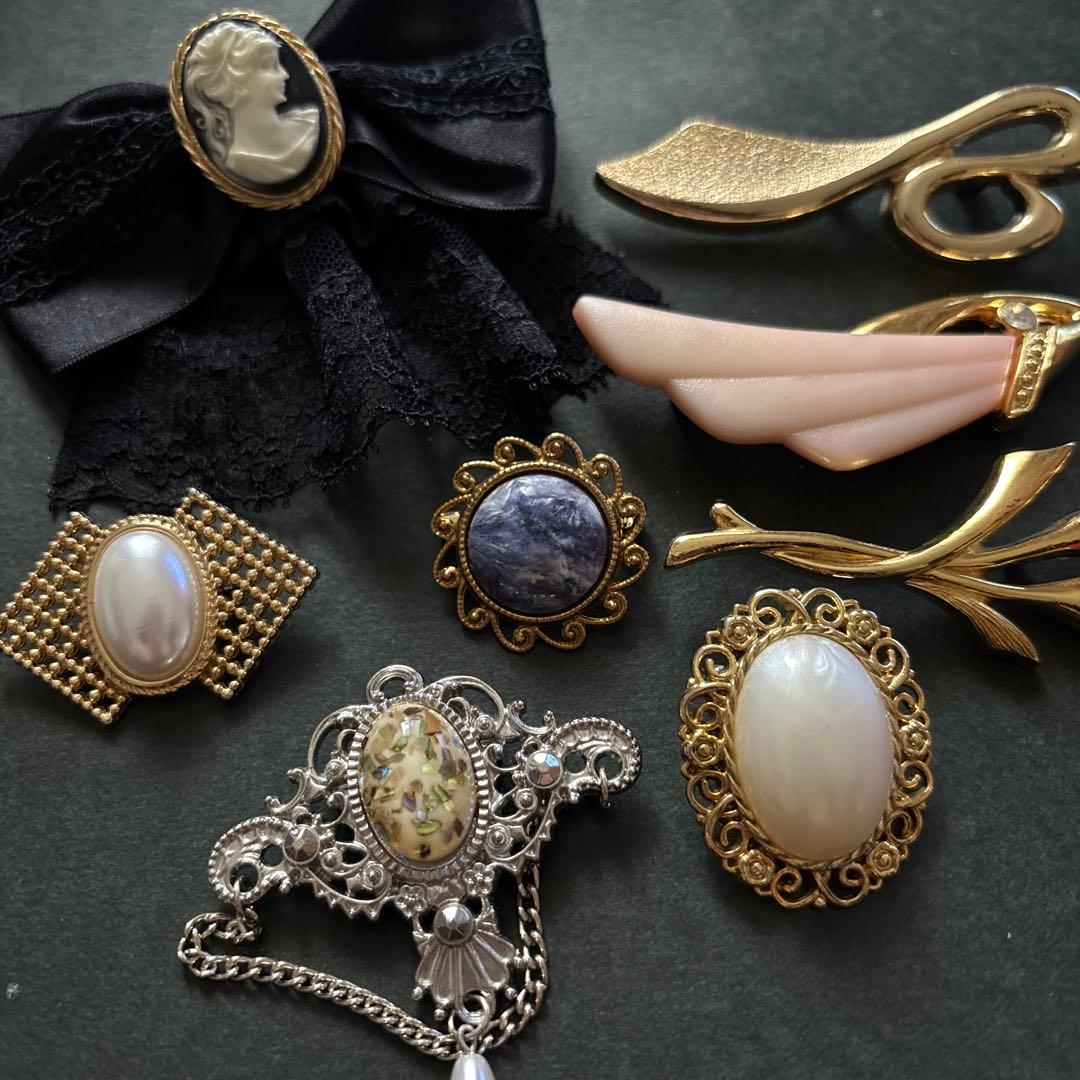 ヴィンテージブローチまとめ売り - メルカリ