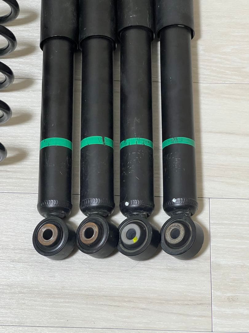 JB74W スズキ ジムニーシエラ 純正サ スペンション ステアリングダンパ