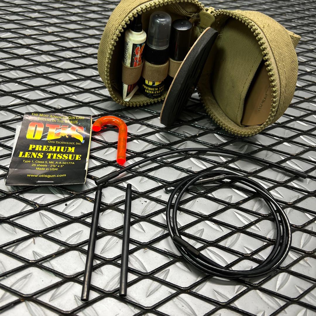 米軍官給品 OTIS ライフル クリーニングキット セット 支給品 - メルカリ