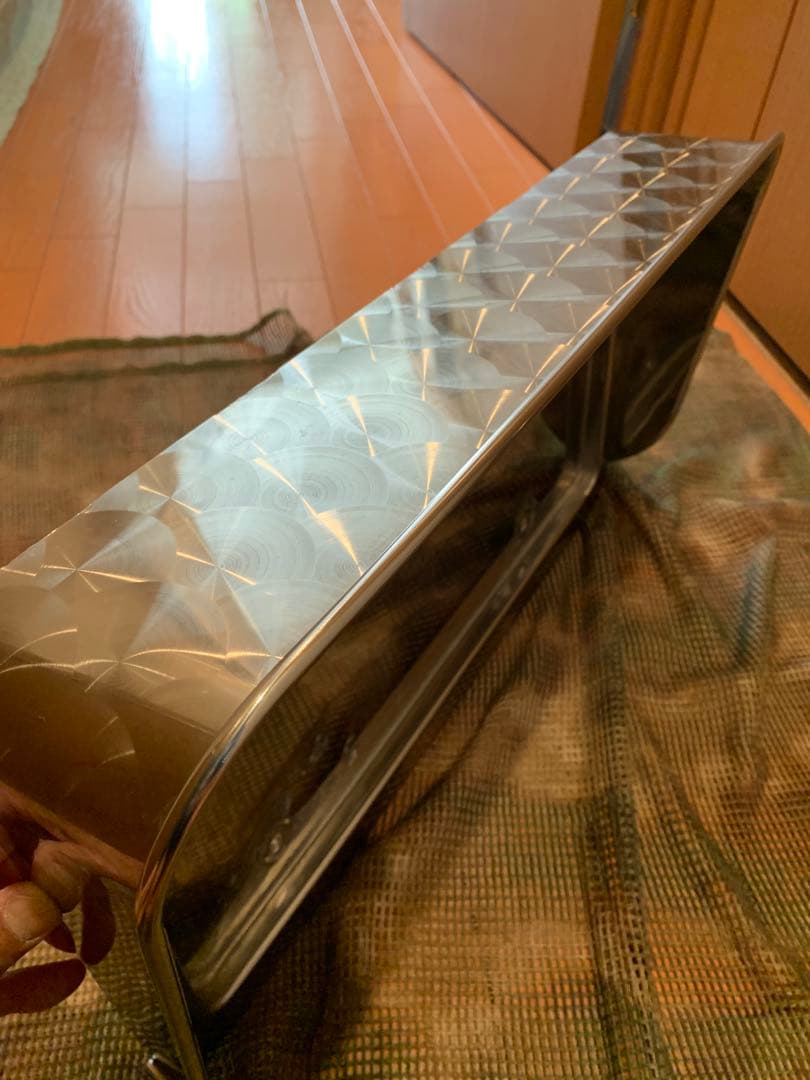 ◼️大型トラック ステンレス ナンバー枠 ウロコ バイザー ウロコバイザー付ナンバー枠 大型 : トラックアート歌麿Yahoo!店