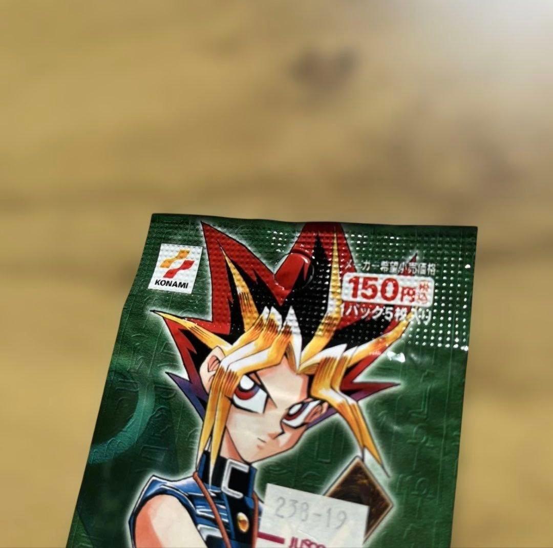 絶版】遊戯王OCG メタルレイダーズ 未開封 鋼鉄の襲撃者 - メルカリ