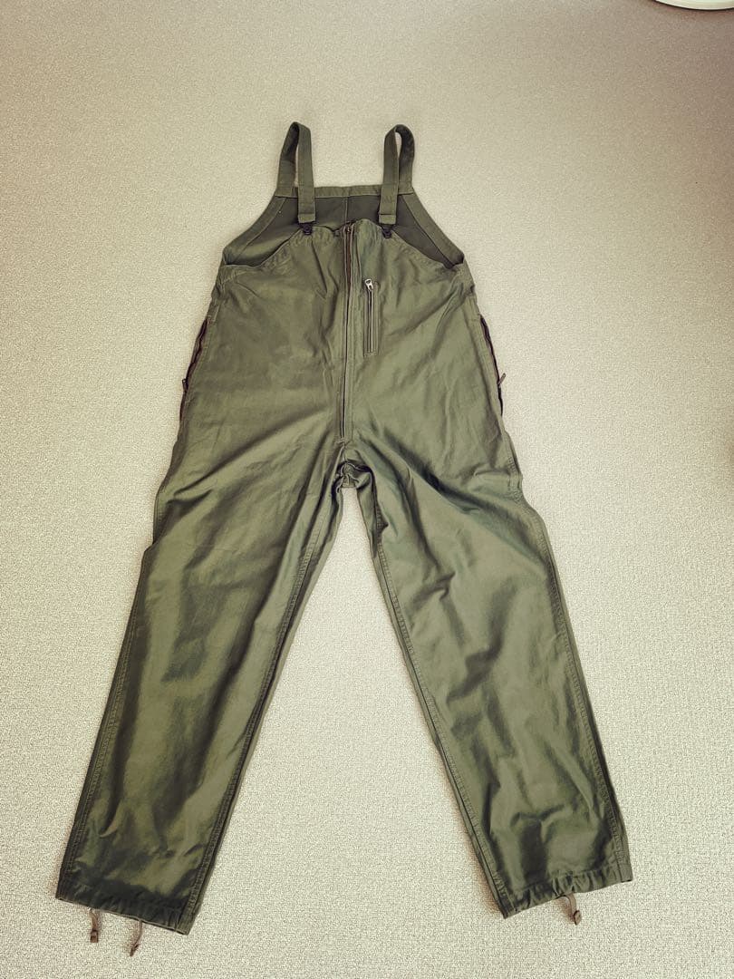 美品　試着のみ BEAMS PLUS ミリタリー オーバーオール　サロペット 美品 試着のみ BEAMS PLUS ミリタリー オーバーオール サロペット