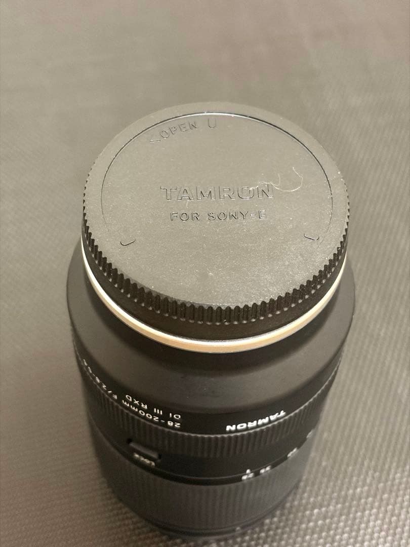 タムロン 28-200mm F2.8-5.6 Di III RXD A071