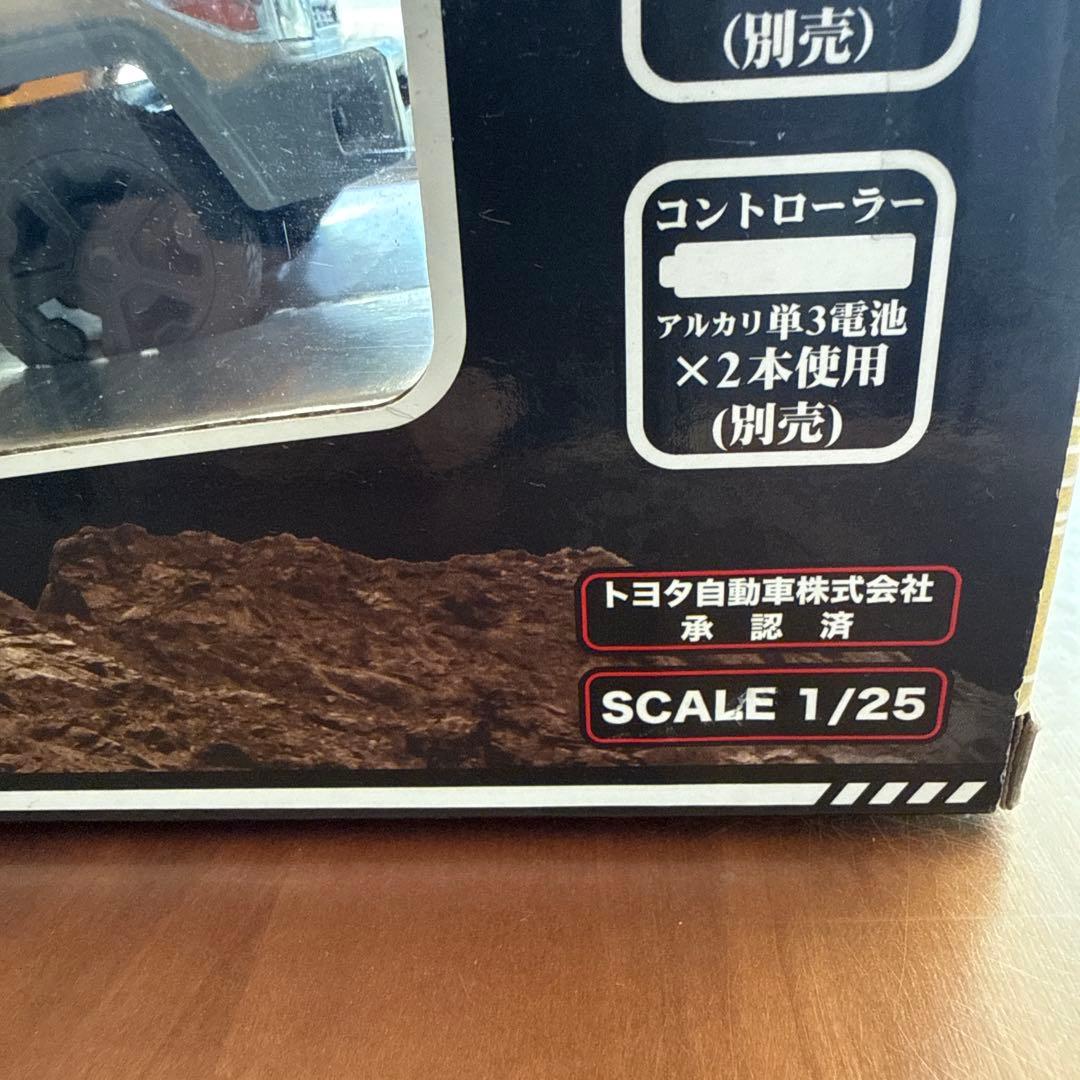 貴重品☆トヨタ承認 ランドクルーザー70 ラジコン ミニカー 1/25