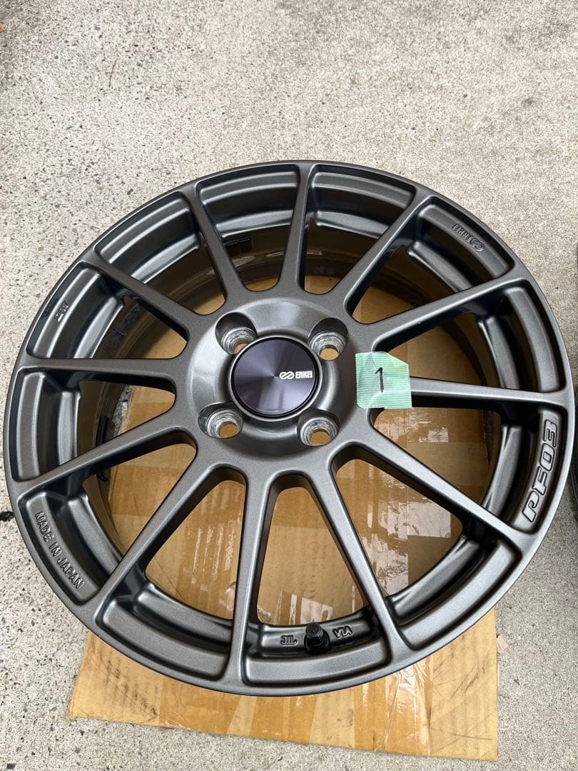 ENKEIホイール15インチ 超軽量 美品 No.1 - タイヤ・ホイール