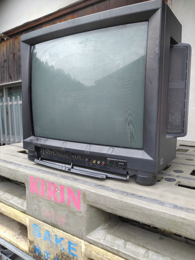 ブラウン管テレビ 1989年製 19インチ￼ - メルカリ