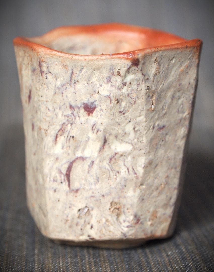 人気作家★横山直樹《師：川端文男》★備前【自然練り込み】ぐい吞み★共箱・布