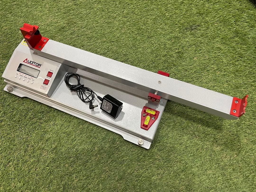 ゴルフメカニクス　デジタルスイングバランサー　スイングウェイトスケール　美品 ゴルフメカニクス プロフェッショナル デジタル スウィングウェイト