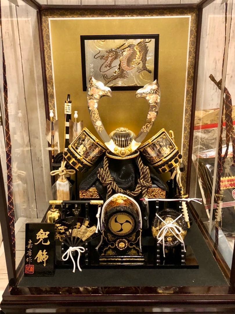 かぶと　五月人形　子供の日 横幅45cm｜渋い子供大将飾り 尊｜五月人形のかわいい｜シルバー 銀色