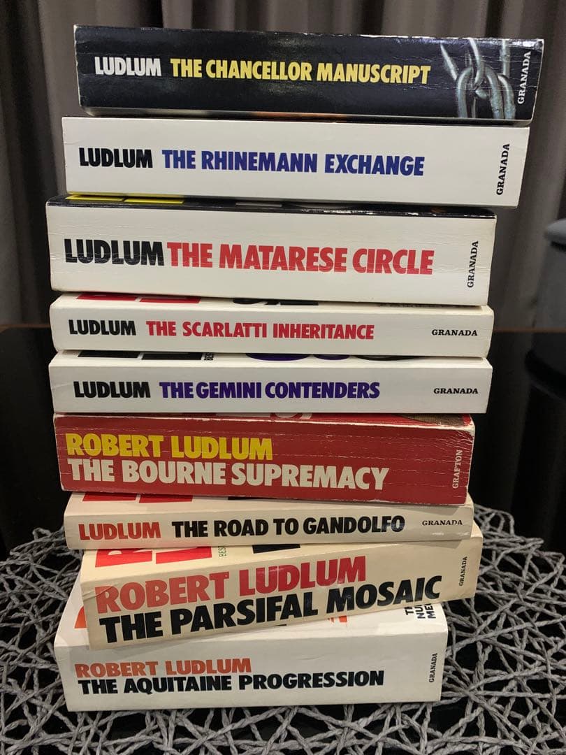 Robert Ludlum 小説セット 9冊