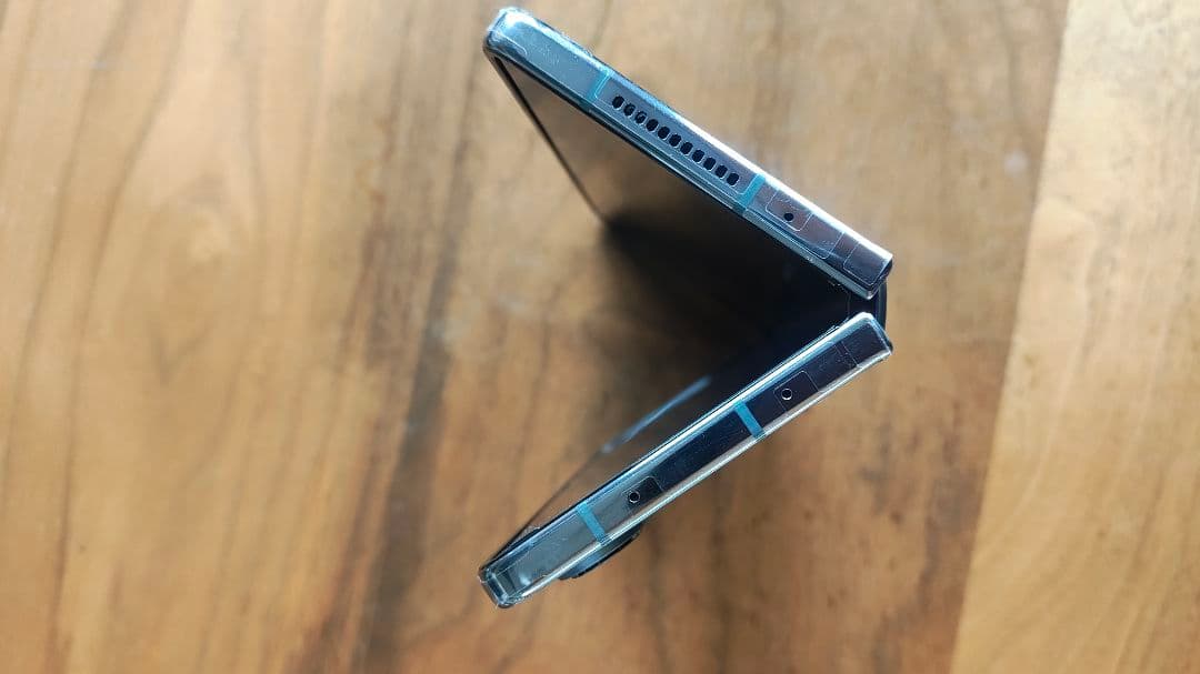 Galaxy Z fold 4 国内版docomo