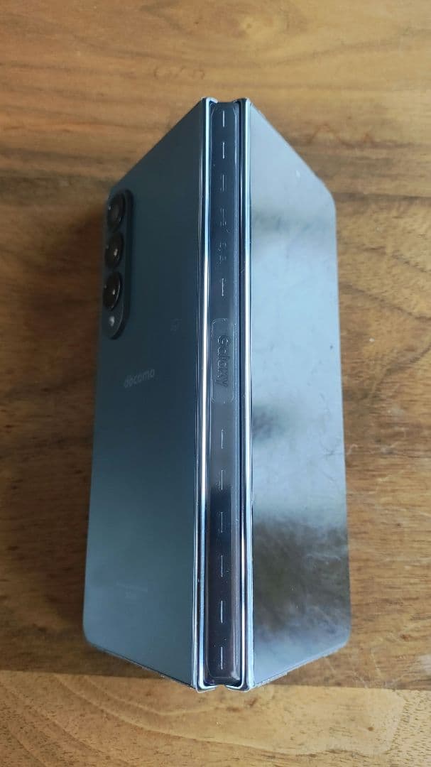 Galaxy Z fold 4 国内版docomo