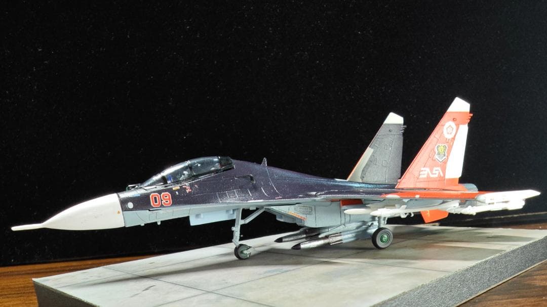 1/144 エースコンバット Su-30 ミハイ仕様 仕上げ改造品 電飾 - メルカリ