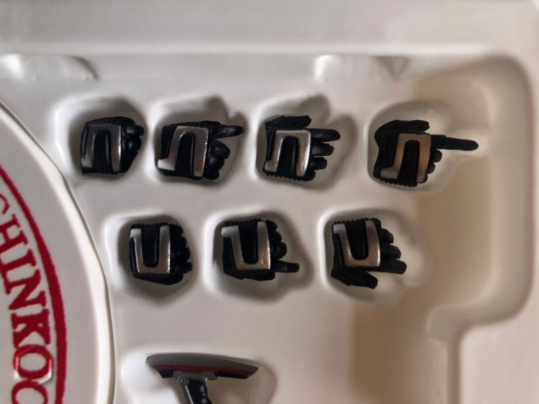 s.h.figuarts 真骨彫製法　仮面ライダーカブト　10th